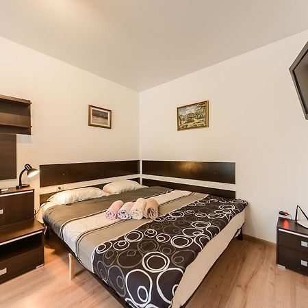 New Appartment Near Kyiv Airport Kültér fotó